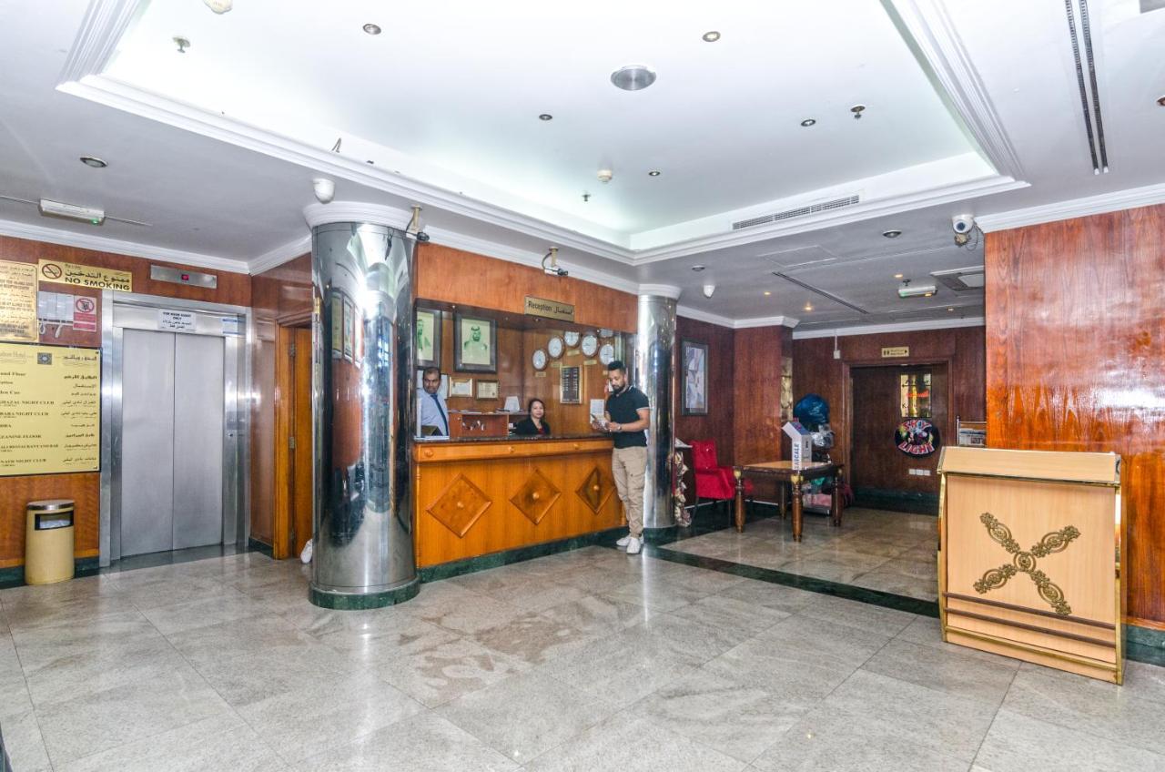 Royalton Hotel Dubai Buitenkant foto