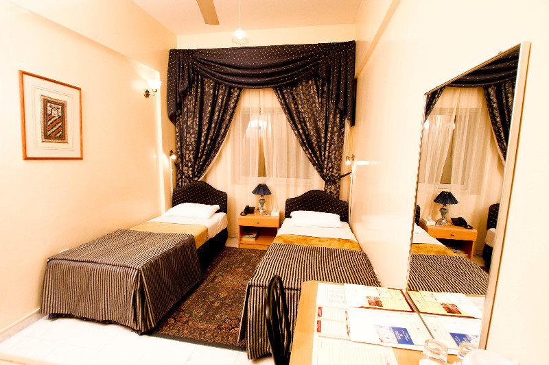 Royalton Hotel Dubai Buitenkant foto