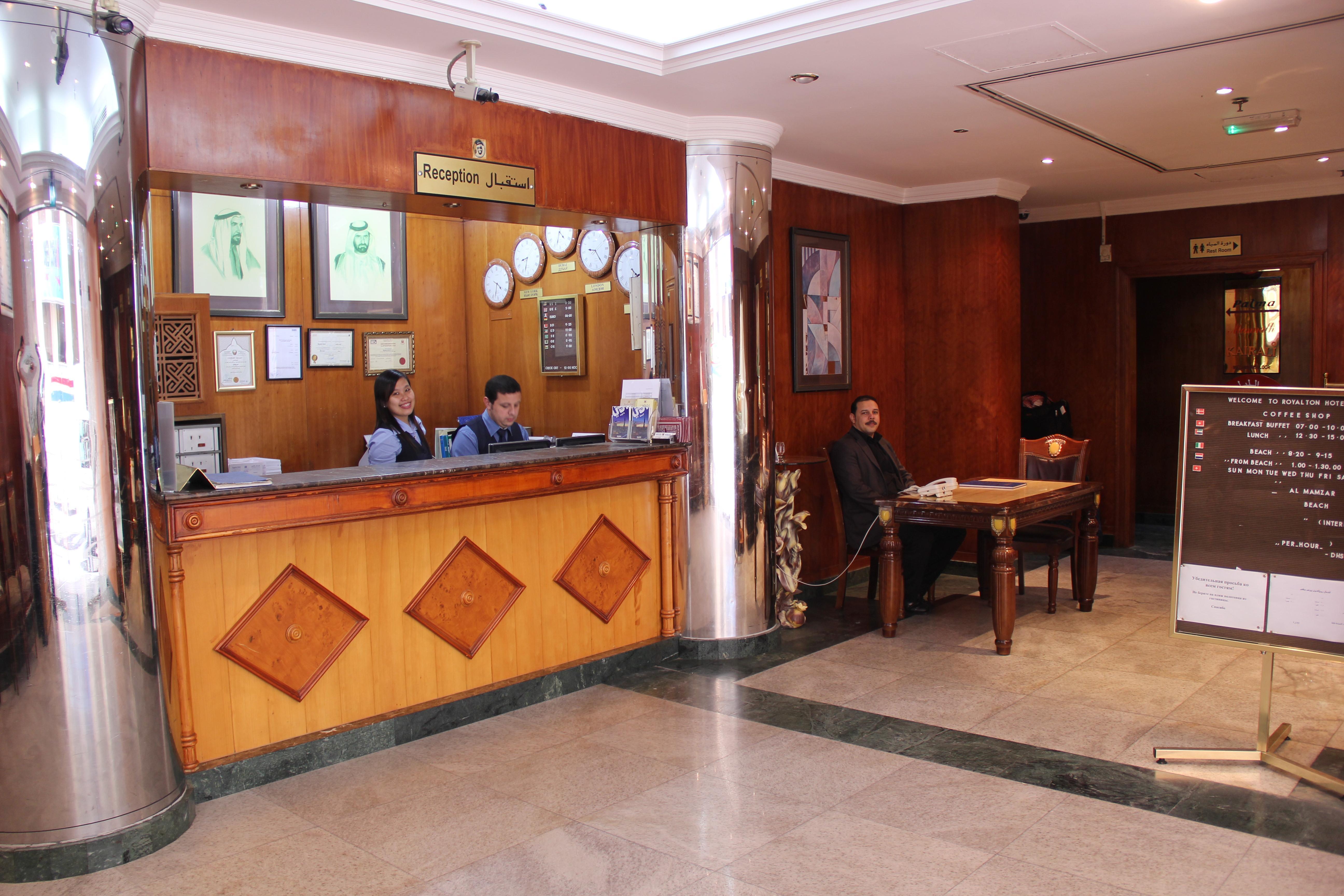 Royalton Hotel Dubai Buitenkant foto